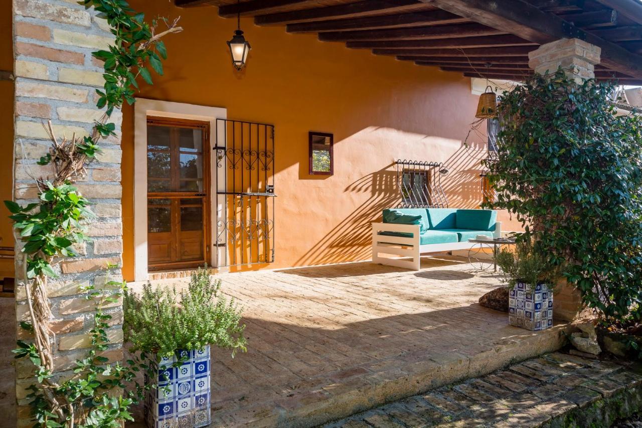 Holiday home Dafni's Stable